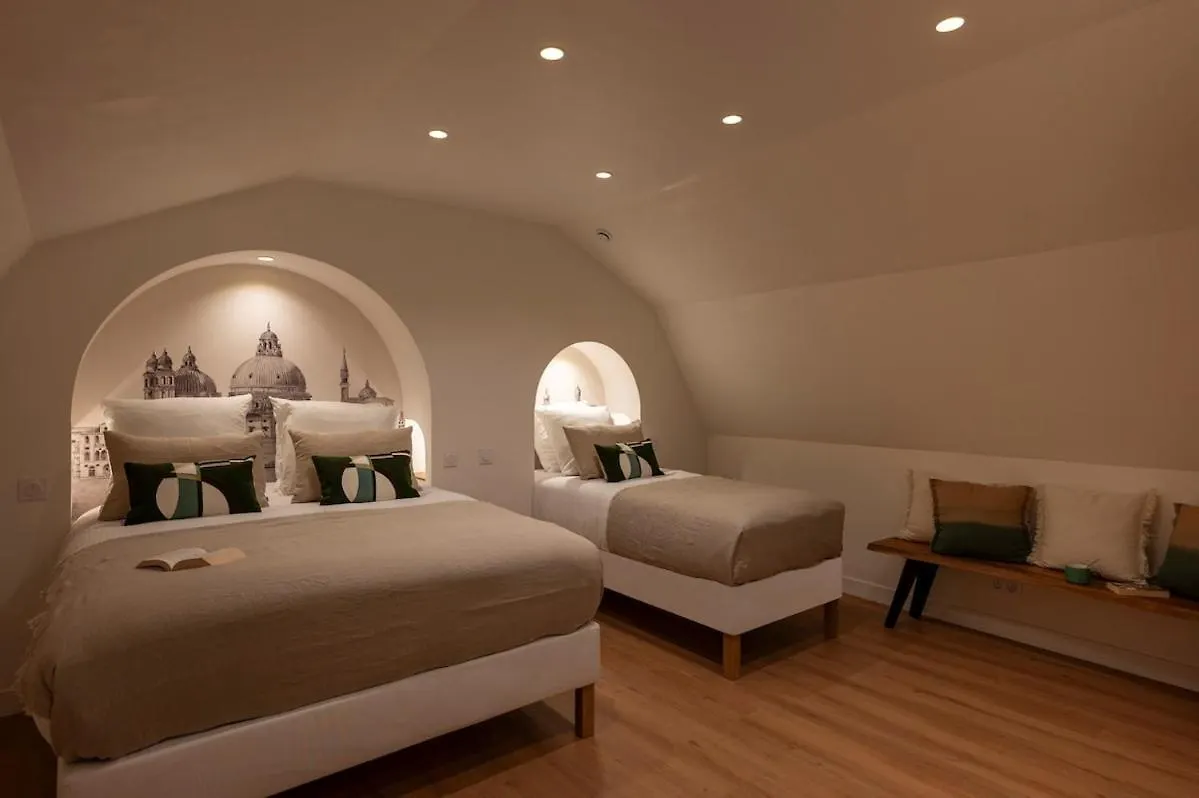 Le Marais Apartment Paris